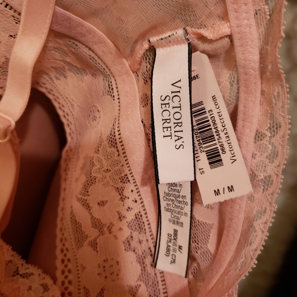 Victoria's Secret Blush Bralette - Picture 4 of 4